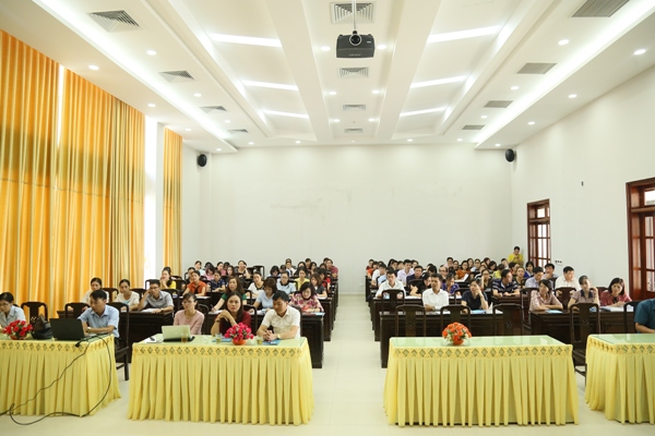Sở Tài chính Tuyên Quang tổ chức tập huấn Nâng cao năng lực Quản lý tài chính, Ngân sách, kế toán, quản lý tài sản công cho các đơn vị sự nghiệp công lập lĩnh vực giáo dục và Đào tạo trên địa bàn toàn tỉnh Tuyên Quang.